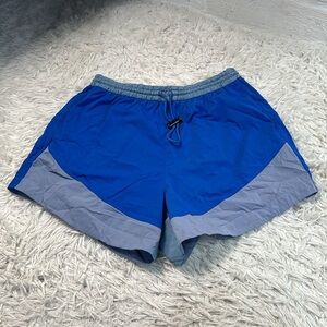 Lululemon Evergreen High-Rise Short 4.5" Wild Bluebell / Cascade Blue